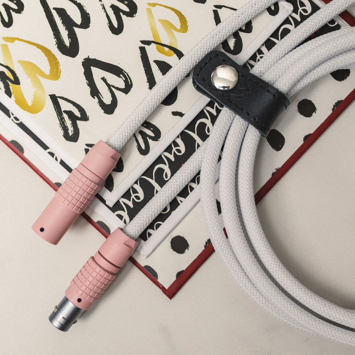 GMK Olivia - Wired In